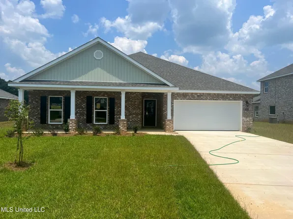 8021 Crawford Dr, Long Beach, MS 39560
