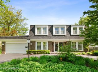 1520 Laurel Ave, Deerfield, IL 60015