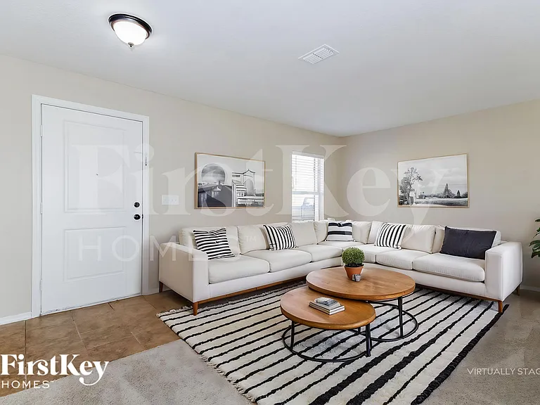 4184 Festival Pointe Blvd — Photo 4
