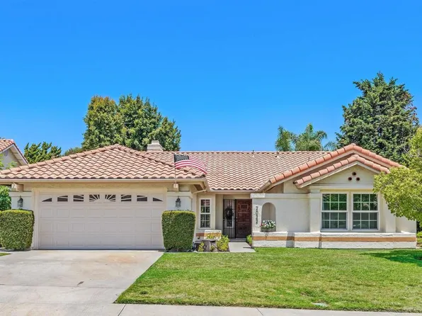 2022 Balboa Cir, Vista, CA 92081