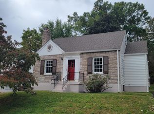 3302 Eagle Pass, Audubon Park, KY 40213