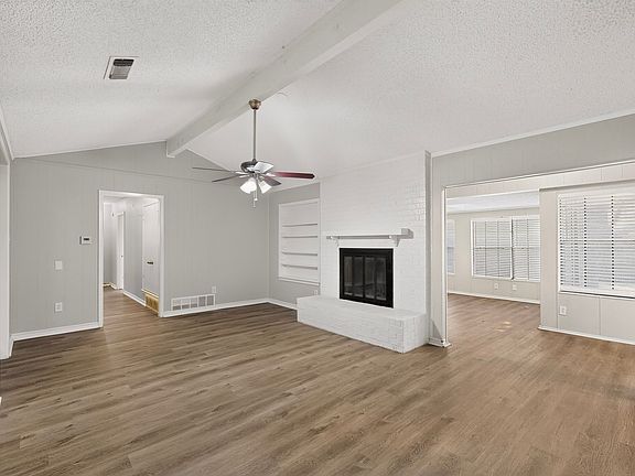 5th image of 1020 Almond Dr