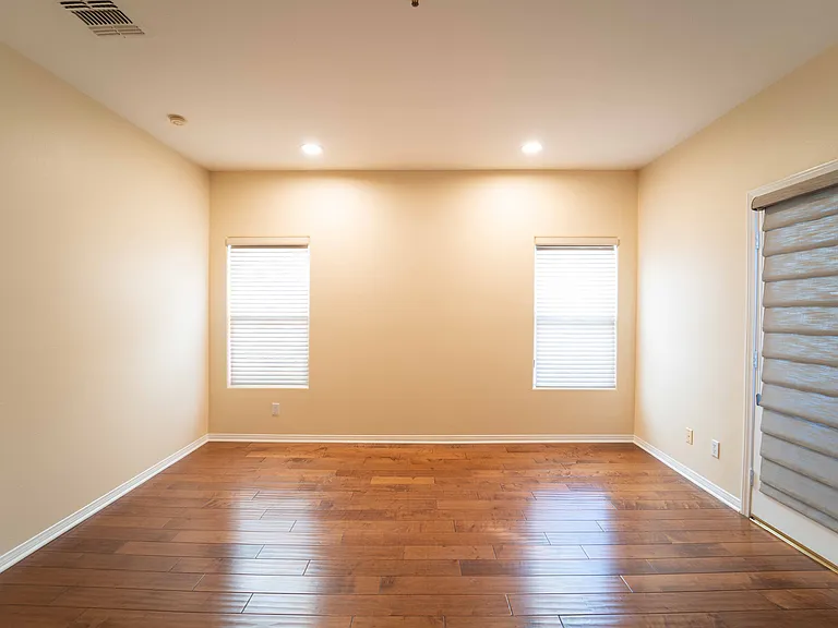 12011 Goshen Ave #202 — Photo 28