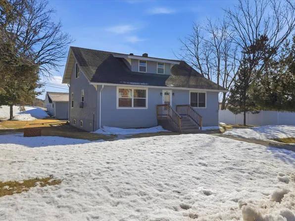 412 2nd St N, Tower, MN 55790