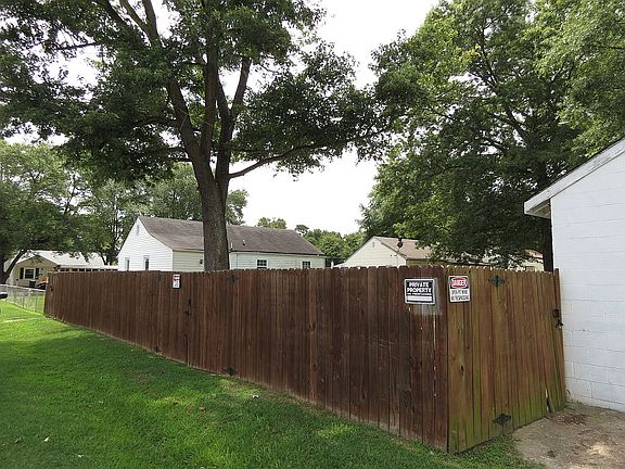 Private rear yard