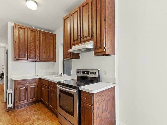 3rd image of 68 W 10th St APT 35
