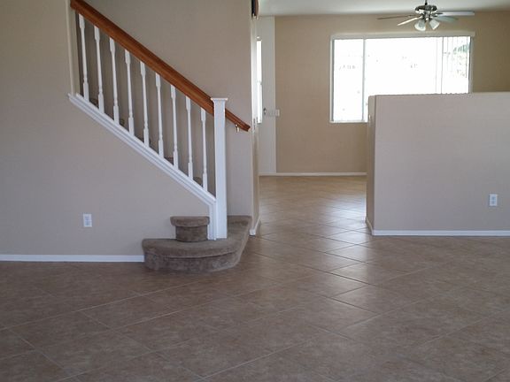 5th image of 26919 Nucia Dr