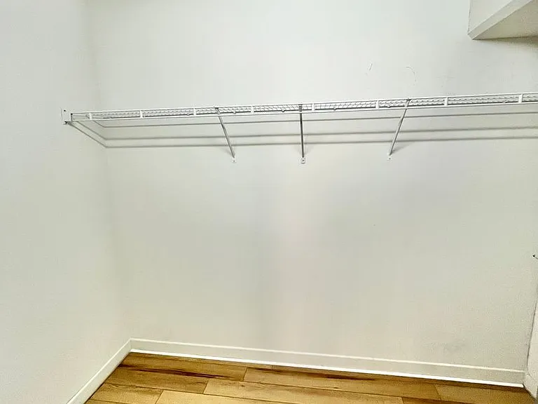1133 W 9th Street — Photo 61