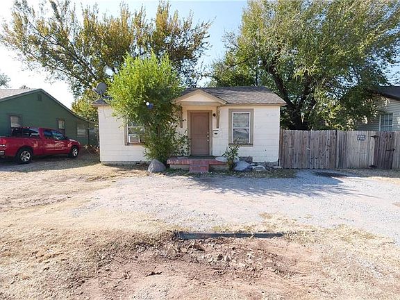 2nd image of 4607 N Rockwell Ave