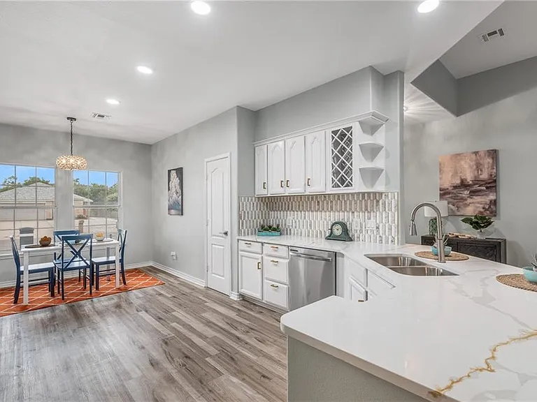 13826 Sea Horse Ave — Photo 12