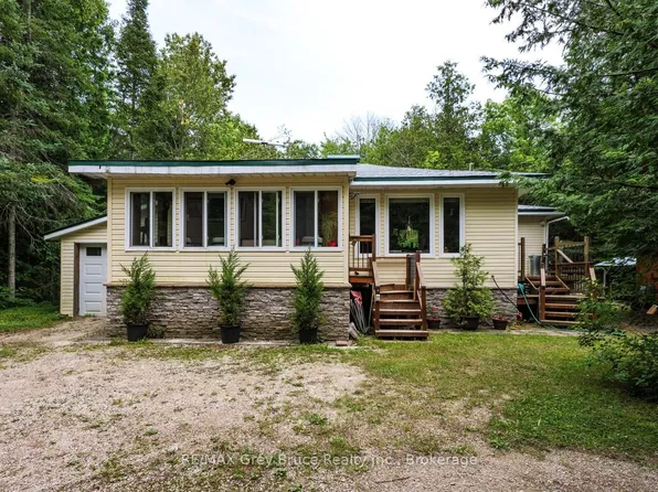 496 Berford Lake Rd, South Bruce Peninsula, ON N0H 2T0