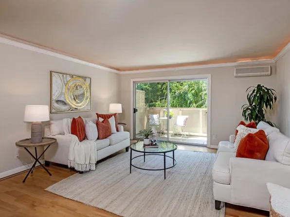 1031 Crestview Dr APT 303, Mountain View, CA 94040