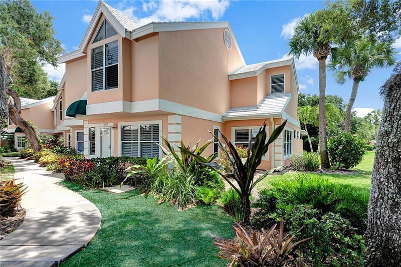 1st image of 1402 Coral Oak Ln