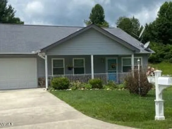 114 Grandview Ln, Crossville, TN 38571