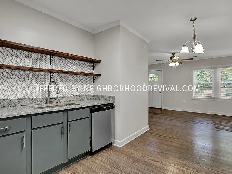 140 S Holmes St — Photo 20