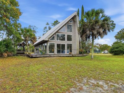 174 River Rd, Carrabelle, FL, 32322