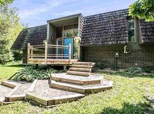 6693 Buckhorn Trl, Loves Park, IL 61111
