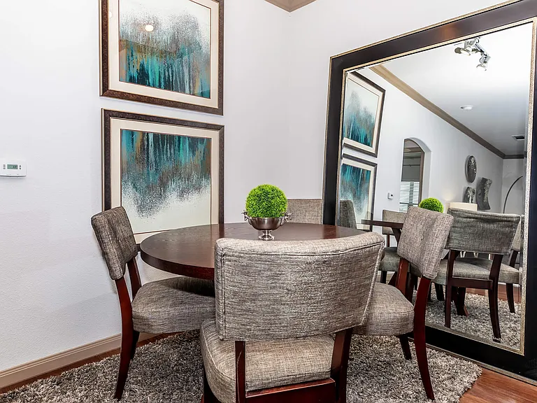 Town Creek Village Apartments — Photo 32