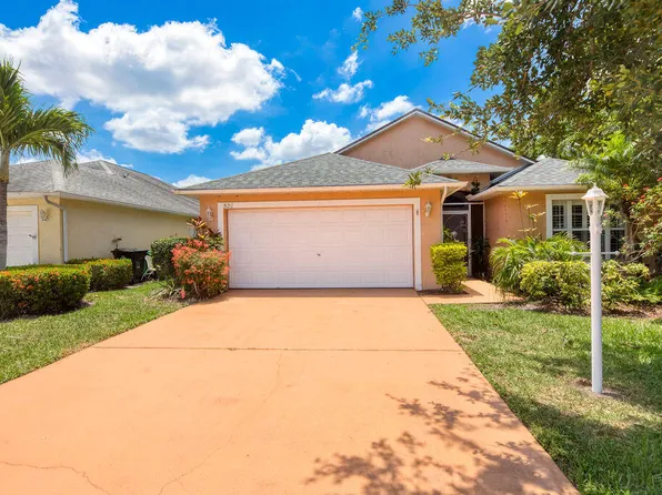 520 SW Cyrilla Trail, Port St Lucie, FL 34953