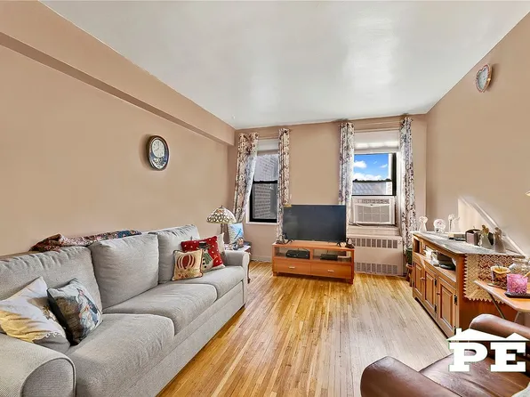 2251 Knapp St APT 6L, Brooklyn, NY 11229