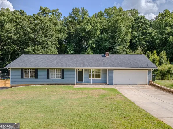 2050 Abington Ln, Snellville, GA 30078