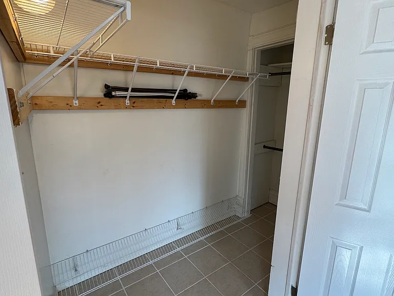 218-220 Lafayette St #220-1 — Photo 7