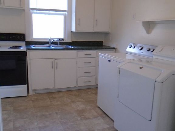 5th image of 748 W 1st St