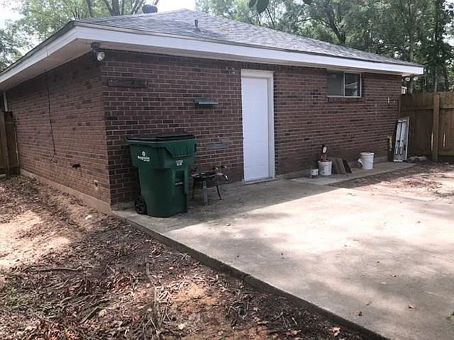 101 Wallis Ct — Photo 12