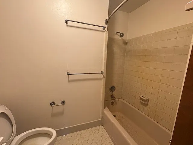 146 Anderson Dr — Photo 9