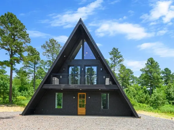 104 Prickly Pine Trl, Broken Bow, OK 74728