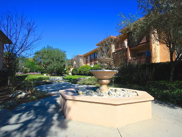 5947 Armaga Spring Rd #G — Photo 13