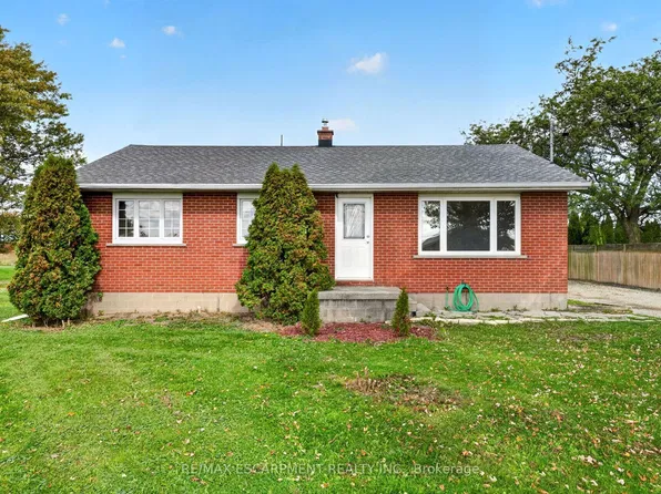 320 Mud St W, Grimsby, ON L0R 1M0