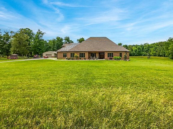 4th image of 1139 Calderwood Hwy
