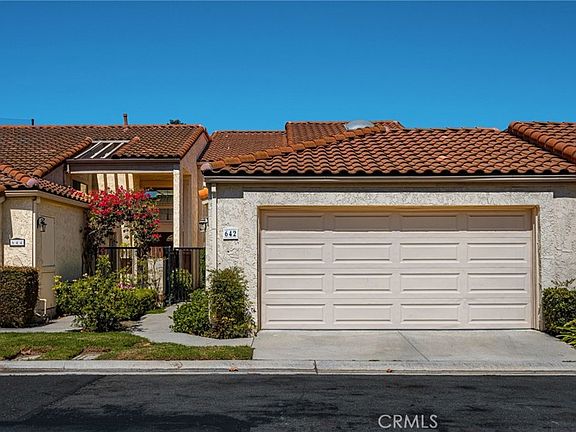 3rd image of 642 Colonial Cir