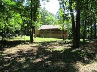 3430 N Shamrock Ln, Birdseye, IN 47513