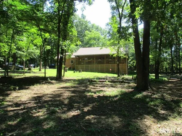 3430 N Shamrock Ln, Birdseye, IN 47513