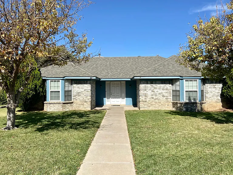 7306 Calumet Pl — Photo 1