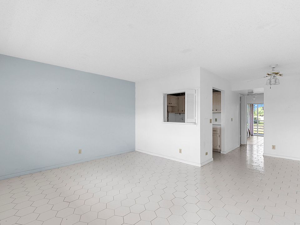 1st image of 72 Ashby B
