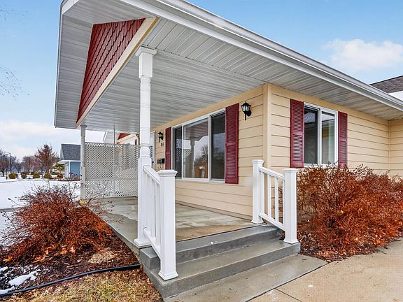 4th image of 816 N Pokegama Ave