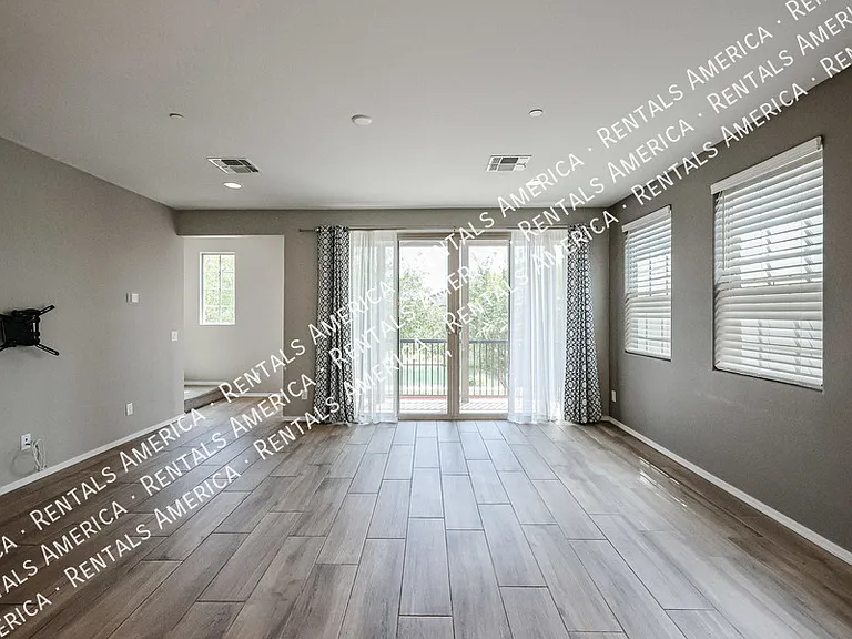2751 S Balsam Dr — Photo 24