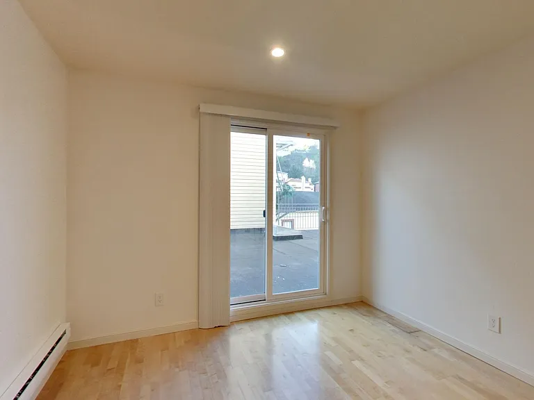 205 Collins St #5 — Photo 12