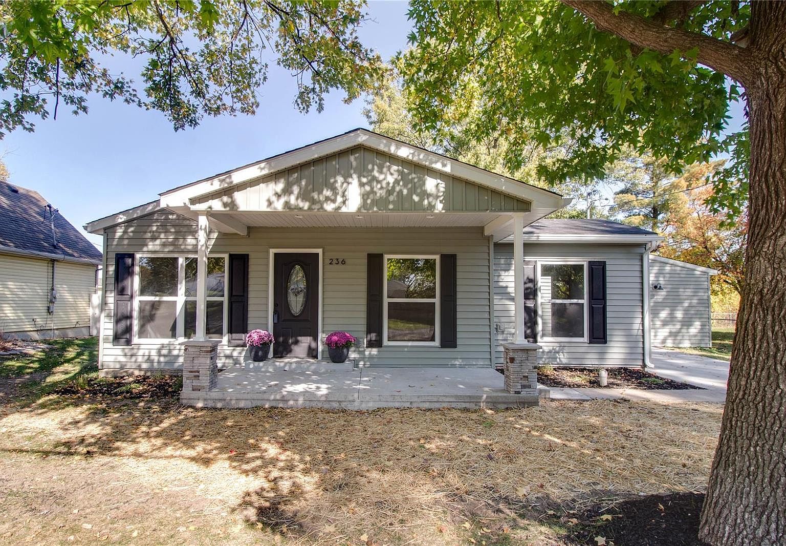 236 Virginia St, Brighton, IL 62012 Zillow