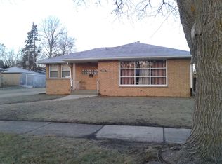 2108 N Jackson St, Waukegan, IL 60087