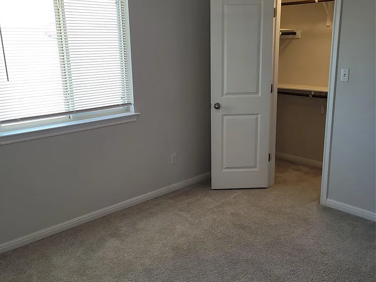 8308 Daisy Cutter Xing — Photo 11