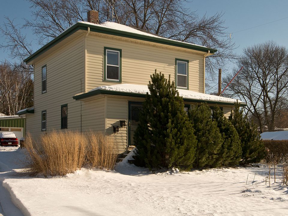 2nd image of 806 N 3rd Ave