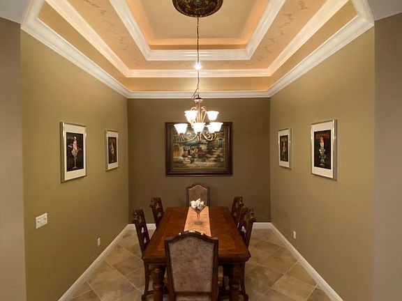 3rd image of 213 Harmony Ln