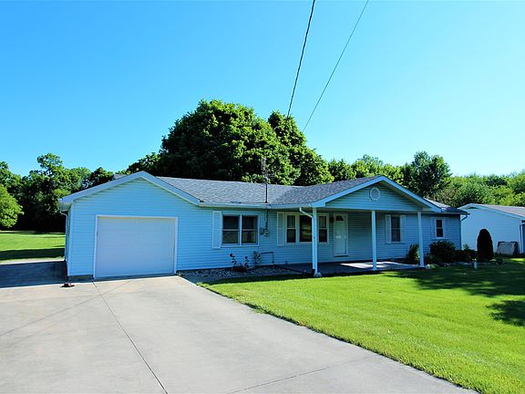 2nd image of 410 W Greenwood Dr