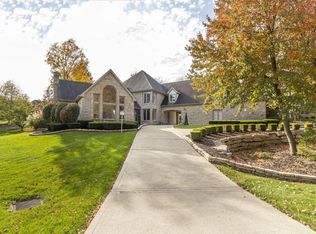 1845 Abbotsford Green Dr, Powell, OH