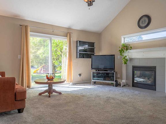 5th image of 5327 Genoa Farms Blvd