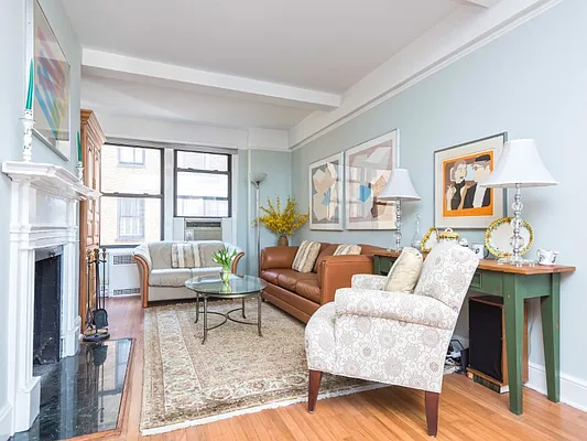 Sold by Sotheby's International Realty | media 2